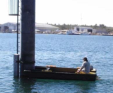 Poly Workboat Pylon Punt